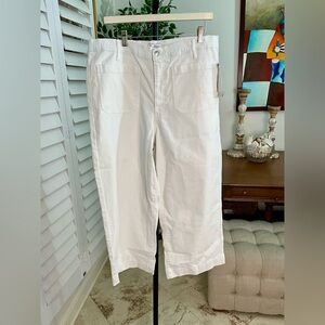NWT JESSICA SIMPSON Wide Leg Cropped White Denim Jean Capri’s 16 ‼️Host Pick‼️